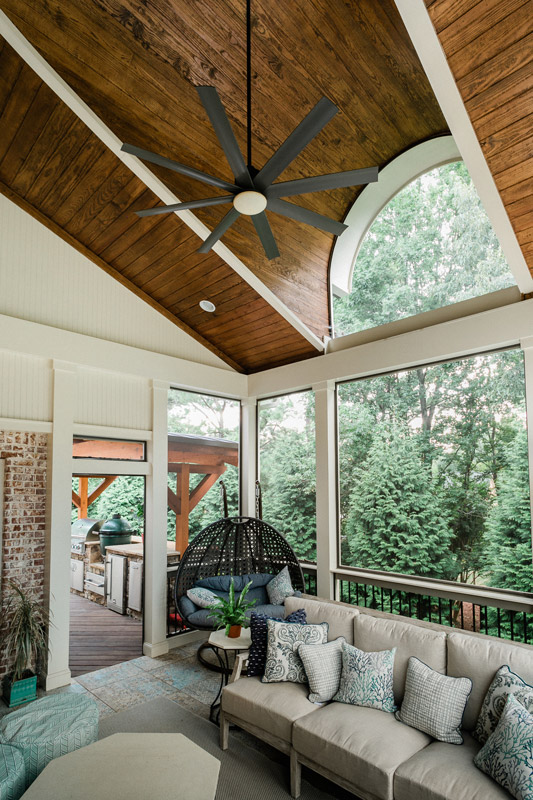 curved roof patio