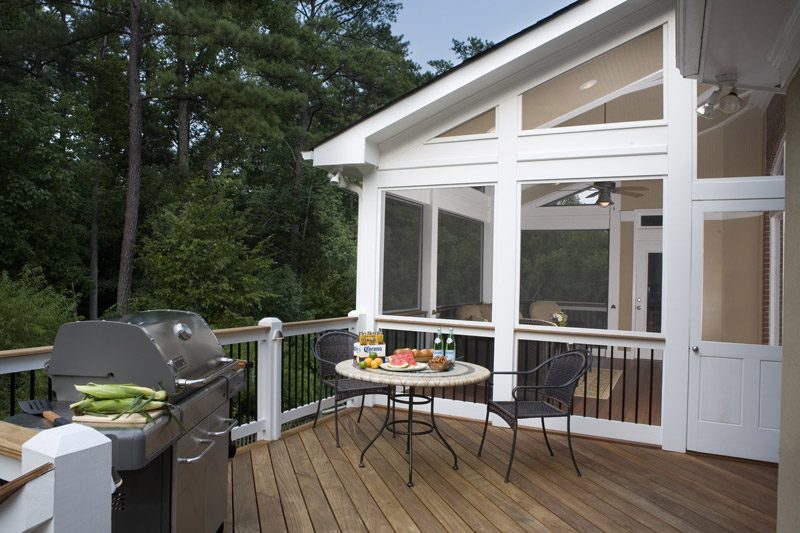 Deck built with a screened porch in Atlanta
